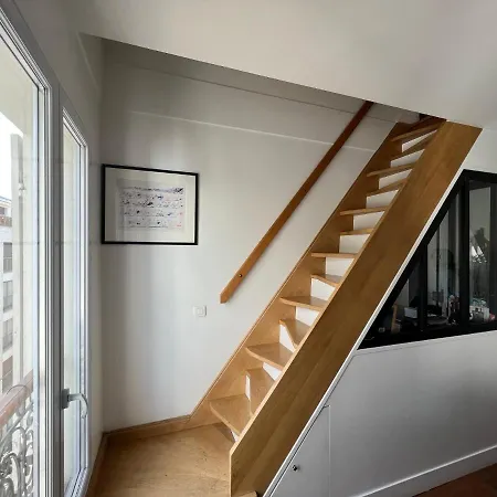Duplex In Montmartre 4-5 Personnes Apartment Paris