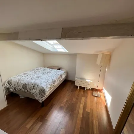 Duplex In Montmartre 4-5 Personnes Apartmán